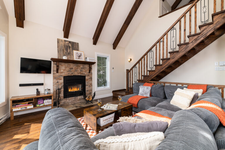 4a85b2af 2e9d 481f 94d5 4976818ce722 1775486209 Living room