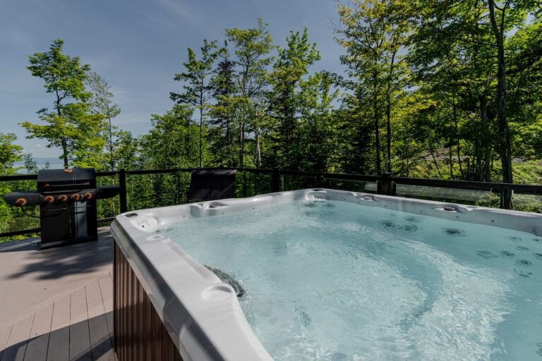71ee4e7c f1ba 413c 82c4 228260bd9ca3 1792008589 4 seasons spa