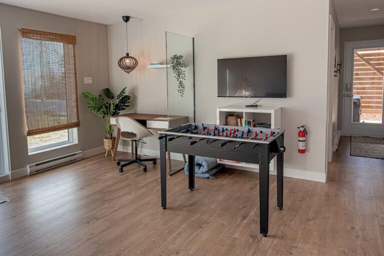 Baby-foot et espace bureau