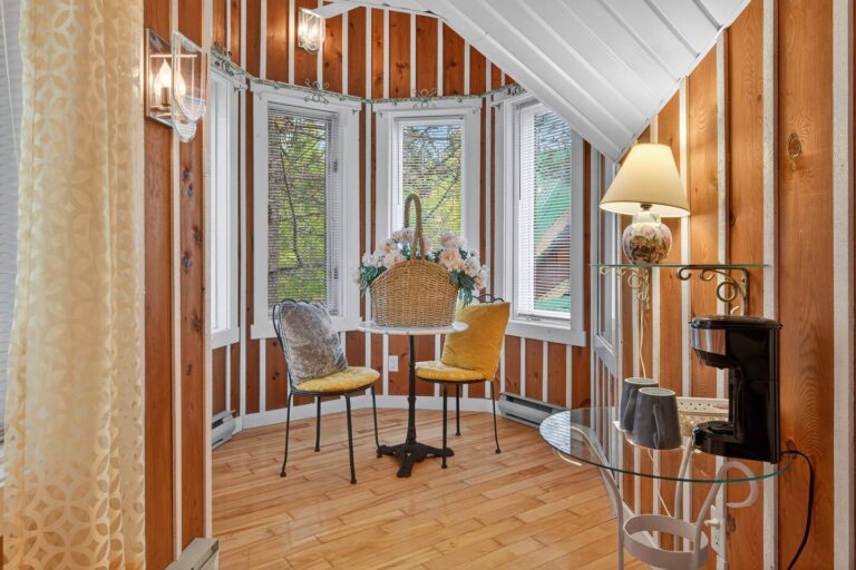 Small reading space