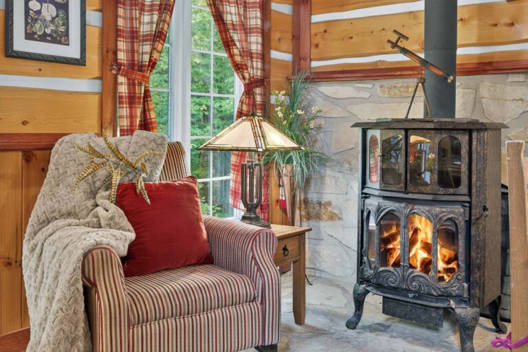 Living room (with wood-burning stove)